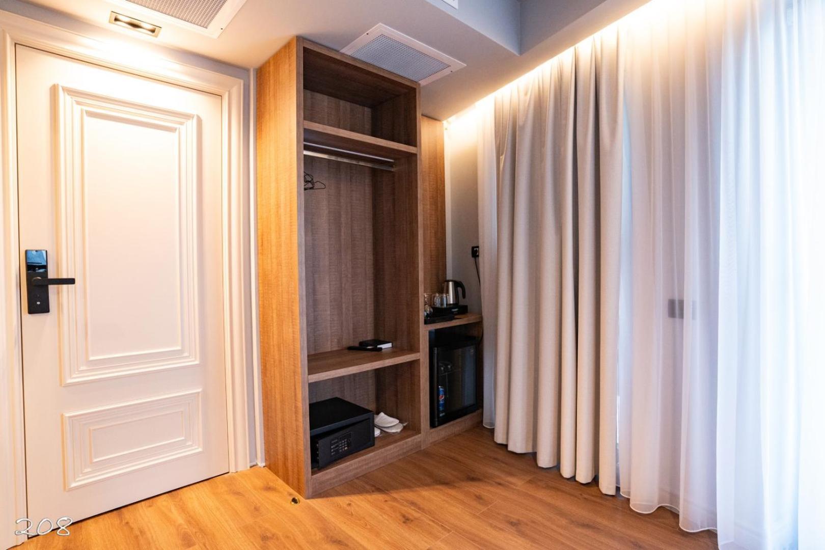 Cosmopolita Boutique 4*